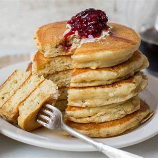 How to Make Pancakes Cakey, Dry, and Extra Fluffy! 🥞